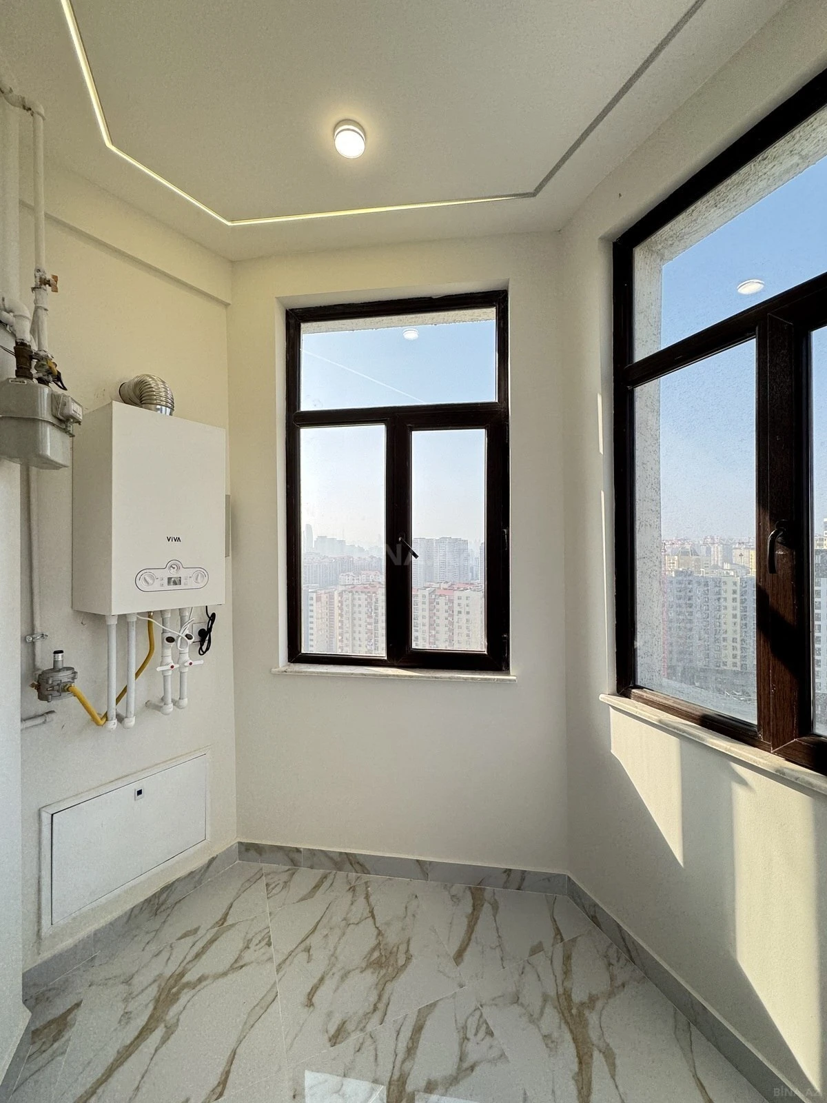 Satılır 2 otaqlı mənzil 75 m²