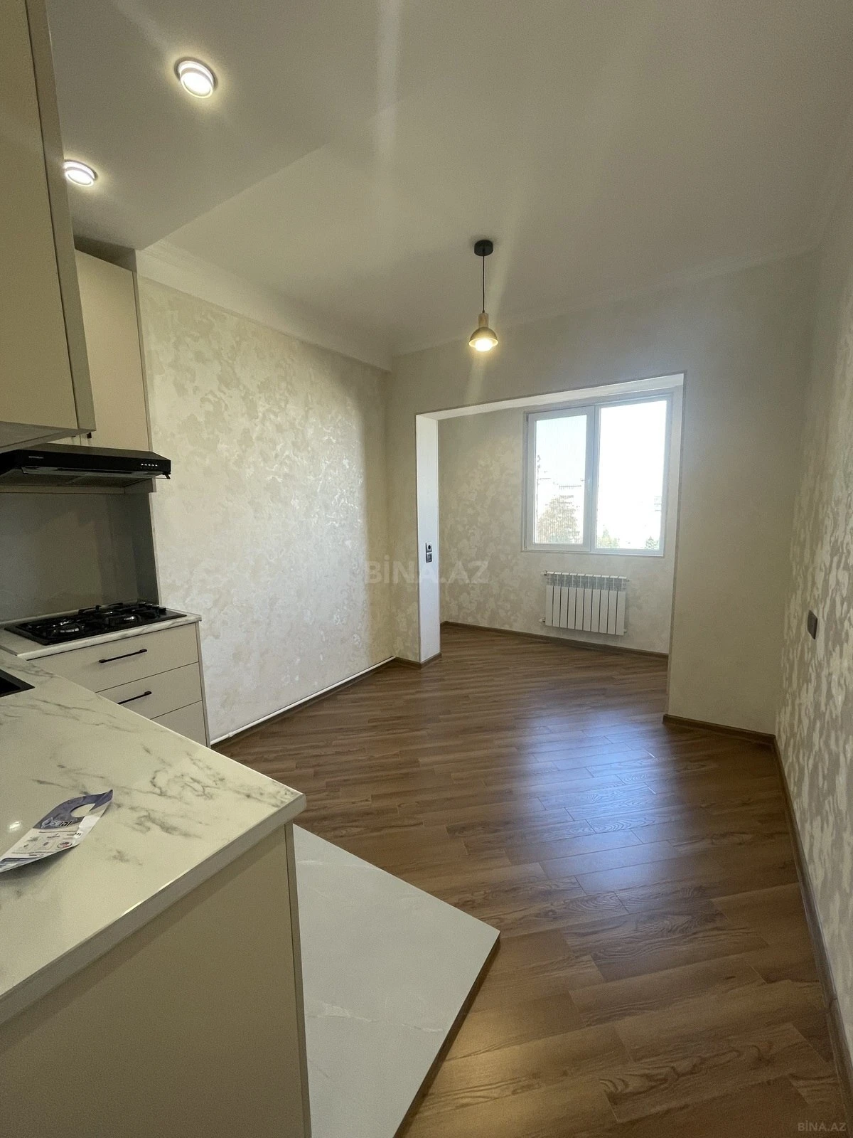 Satılır 2 otaqlı mənzil 70 m²