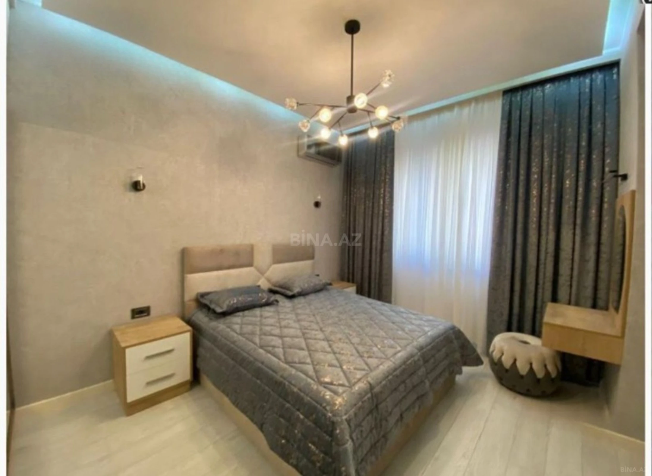 Satılır 2 otaqlı mənzil 65 m²