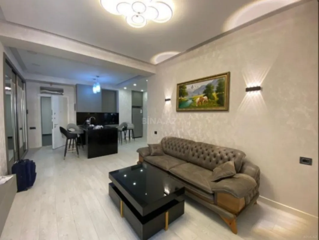 Satılır 2 otaqlı mənzil 65 m²
