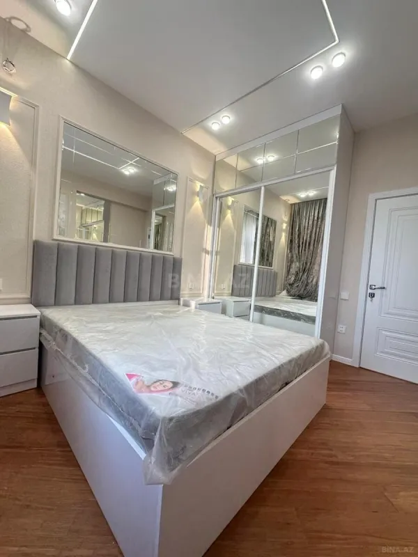 Satılır 2 otaqlı mənzil 75 m²