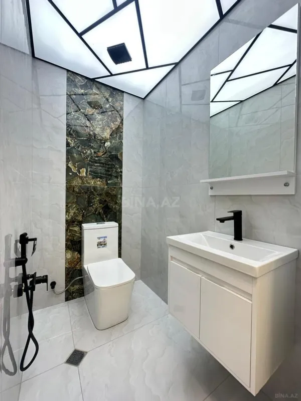 Satılır 2 otaqlı mənzil 75 m²