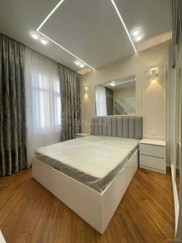 Satılır 2 otaqlı mənzil 75 m²