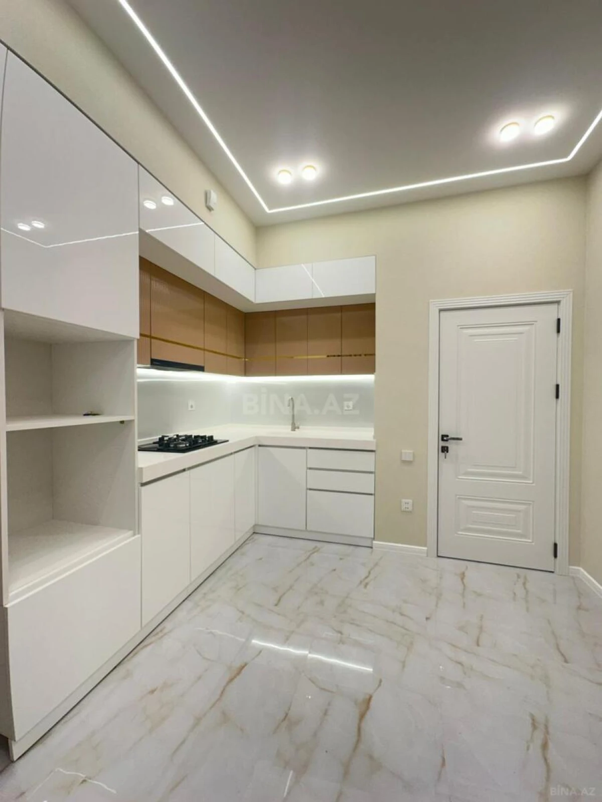 Satılır 2 otaqlı mənzil 75 m²