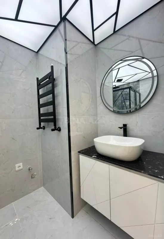 Satılır 2 otaqlı mənzil 75 m²