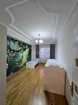 Satılır 3 otaqlı mənzil 124 m²