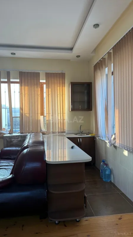 Satılır 5 otaqlı həyət evi 155 m²