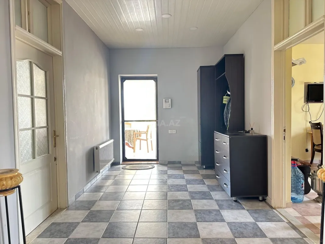 Satılır 5 otaqlı həyət evi 155 m²