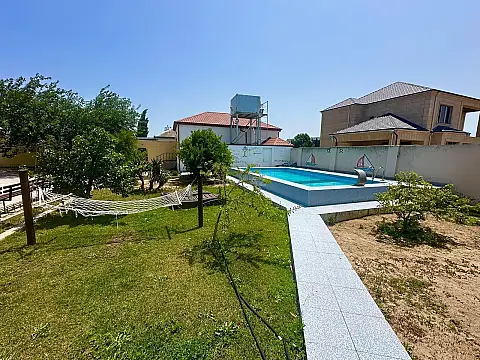 Satılır 5 otaqlı həyət evi 155 m²