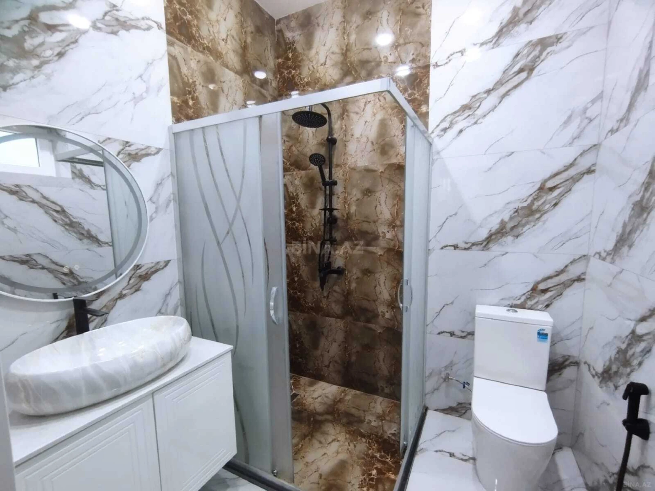 Satılır 4 otaqlı həyət evi 160 m²