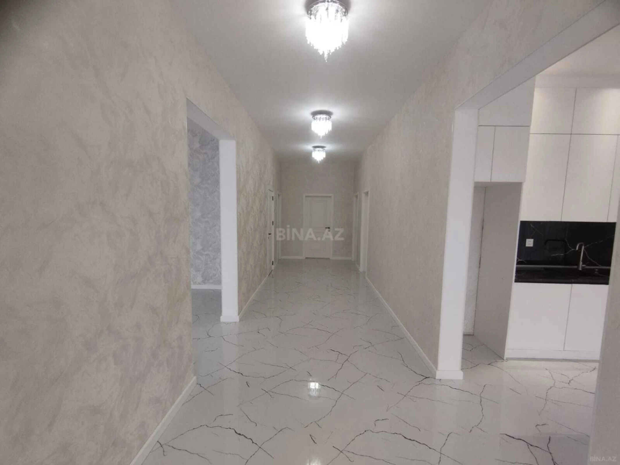 Satılır 4 otaqlı həyət evi 160 m²