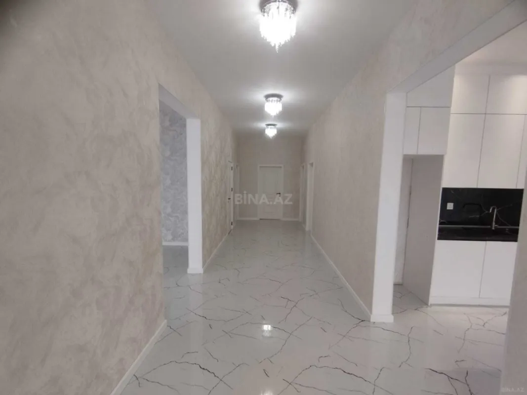 Satılır 4 otaqlı həyət evi 160 m²