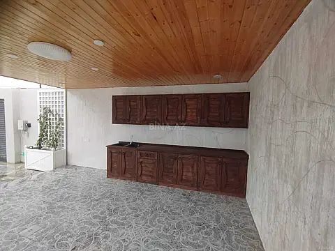 Satılır 4 otaqlı həyət evi 160 m²