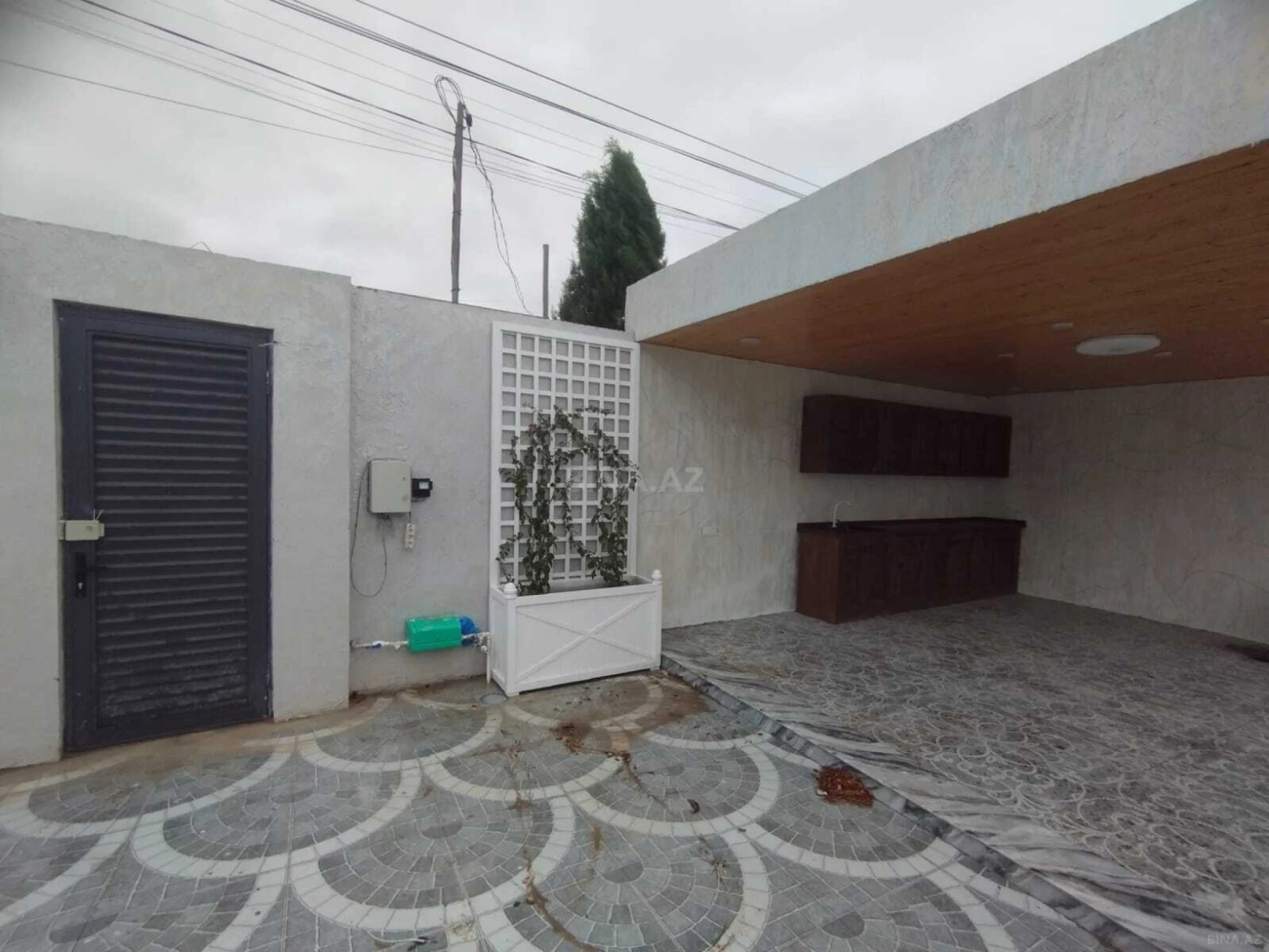 Satılır 4 otaqlı həyət evi 160 m²