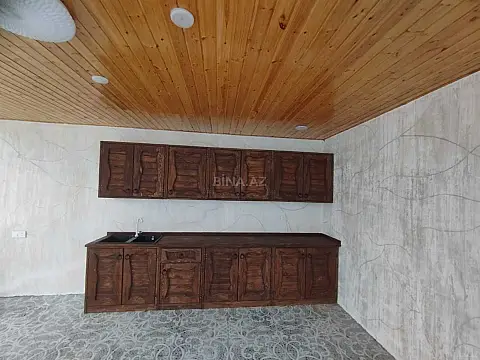 Satılır 4 otaqlı həyət evi 160 m²