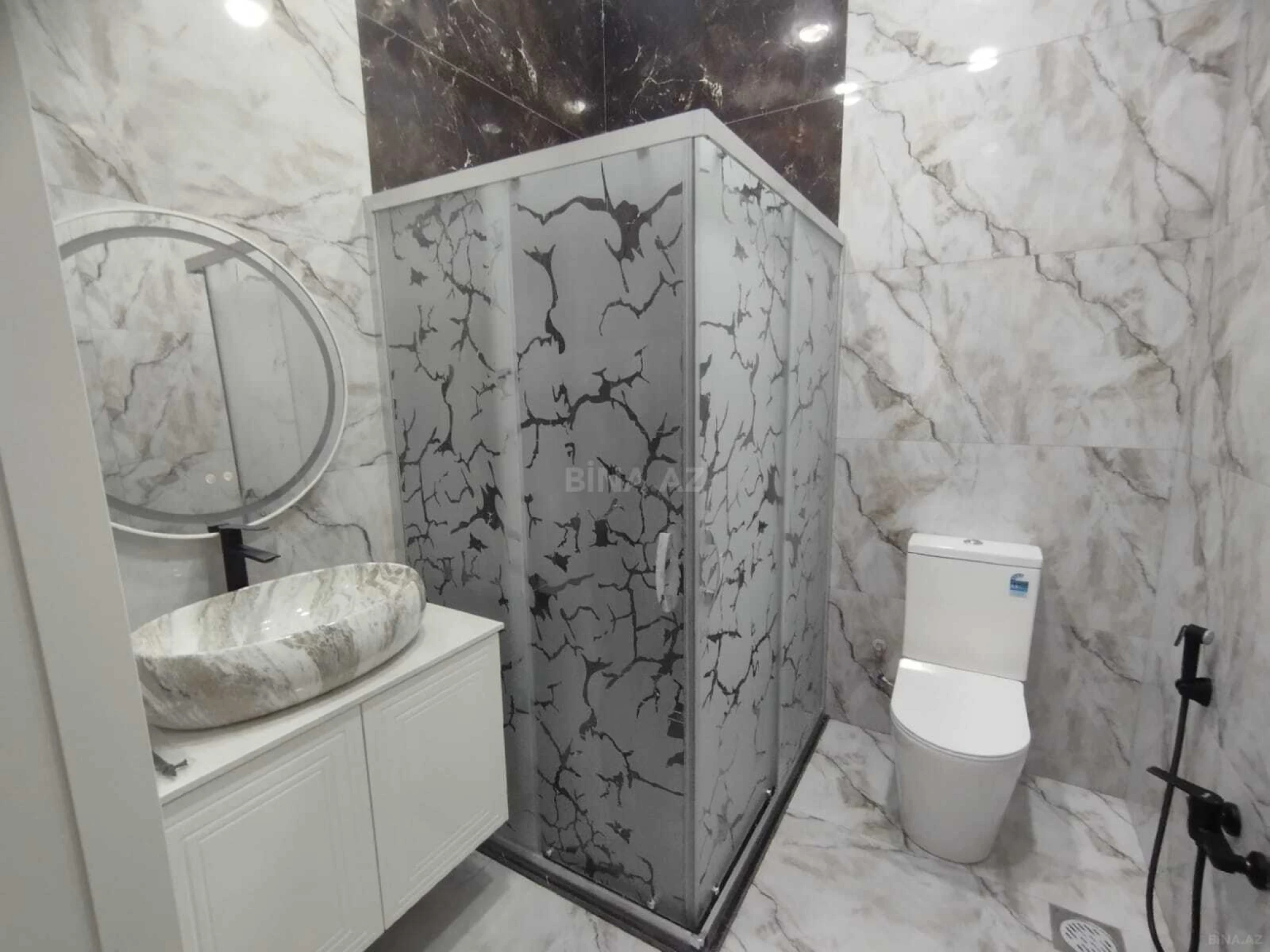 Satılır 4 otaqlı həyət evi 160 m²