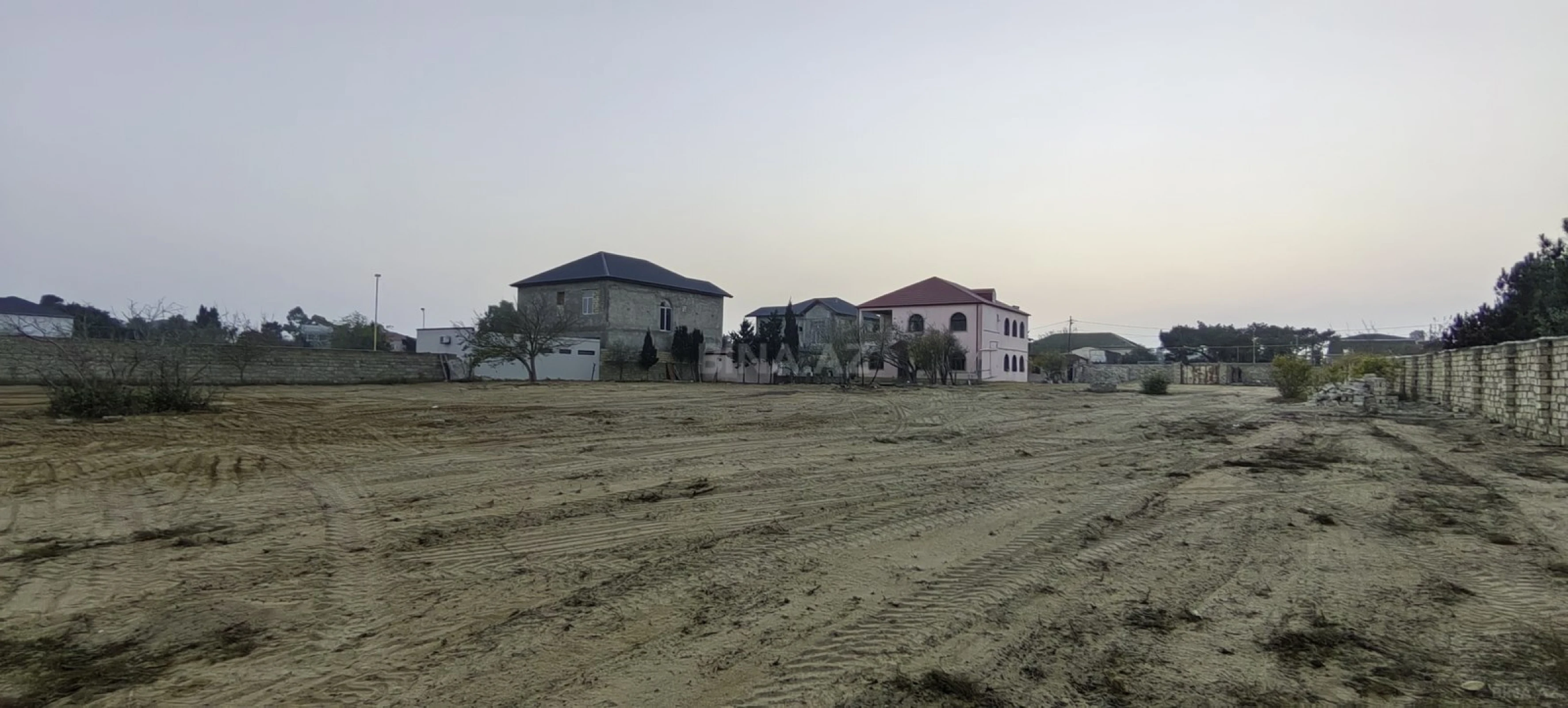 Satılır torpaq sahəsi 25 m²