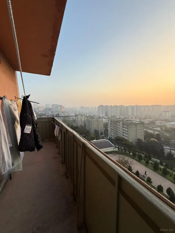 Satılır 4 otaqlı mənzil 108 m²