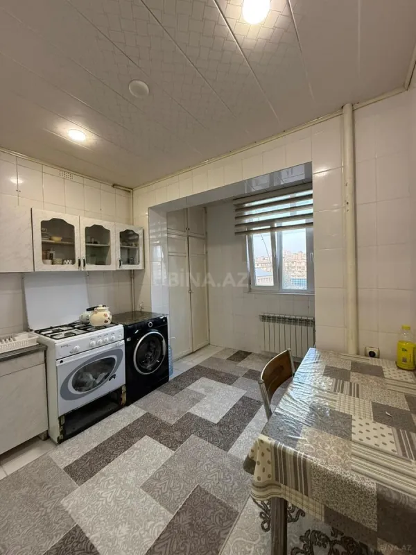 Satılır 4 otaqlı mənzil 108 m²