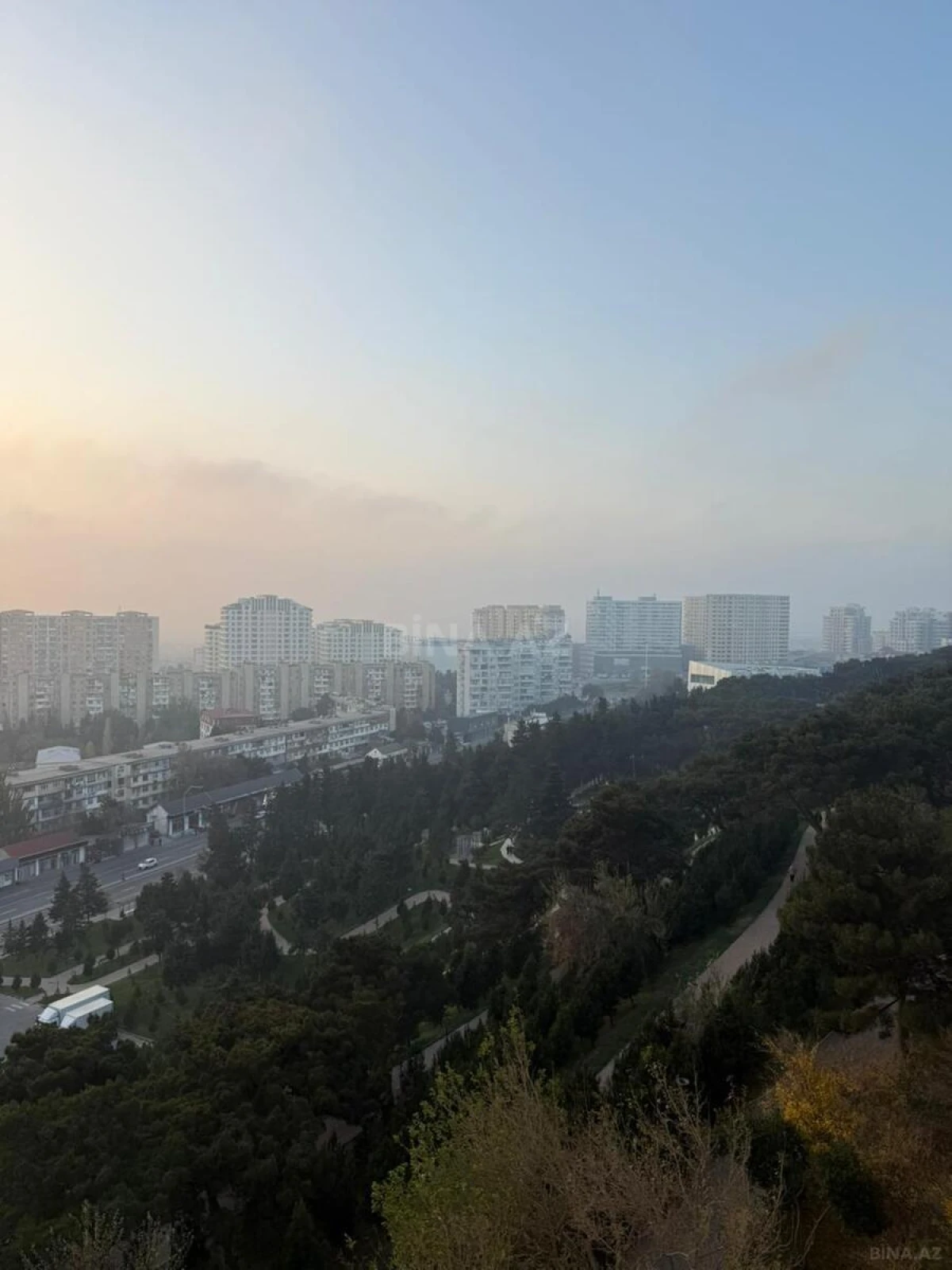 Satılır 4 otaqlı mənzil 108 m²