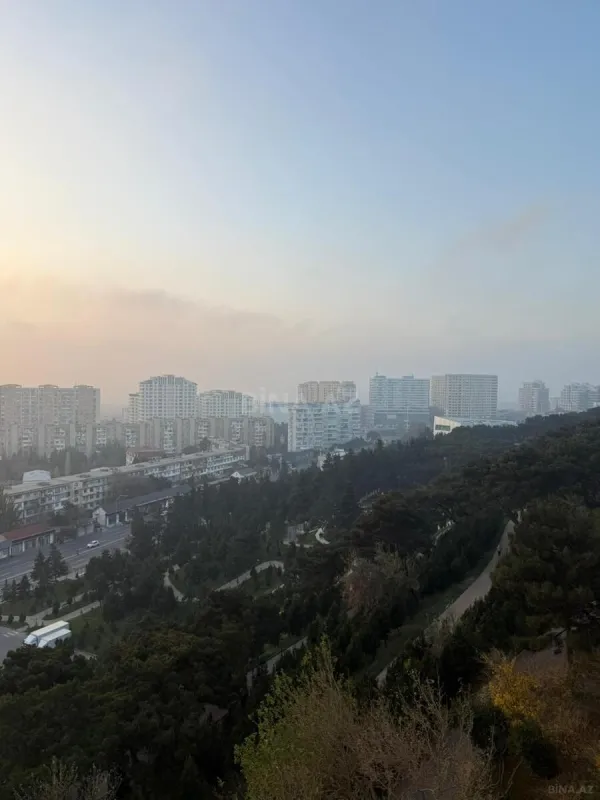 Satılır 4 otaqlı mənzil 108 m²