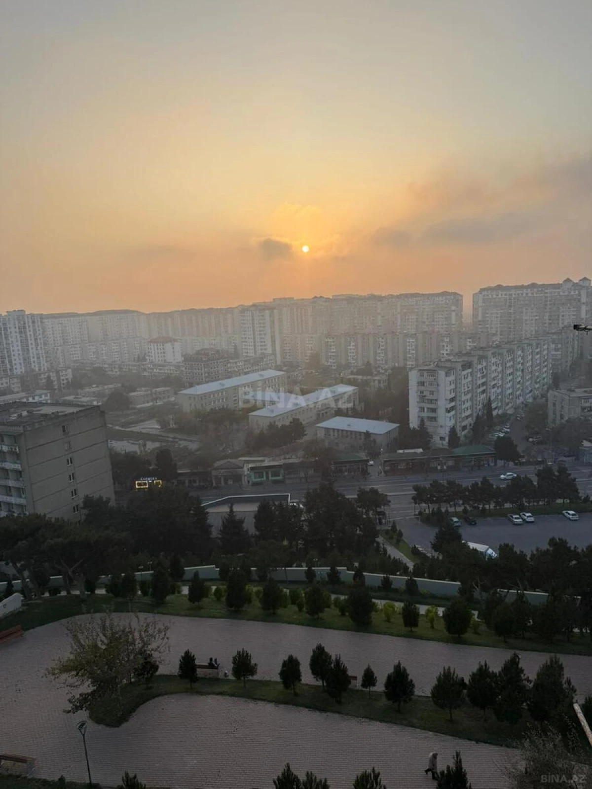 Satılır 4 otaqlı mənzil 108 m²