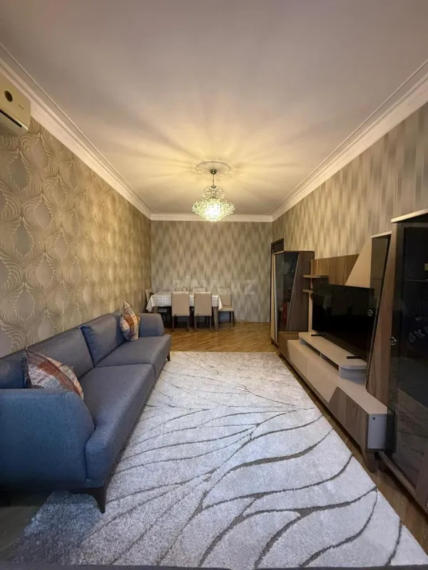 Satılır 4 otaqlı mənzil 108 m²
