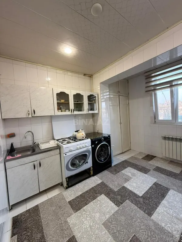 Satılır 4 otaqlı mənzil 108 m²