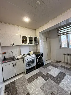 Satılır 4 otaqlı mənzil 108 m²