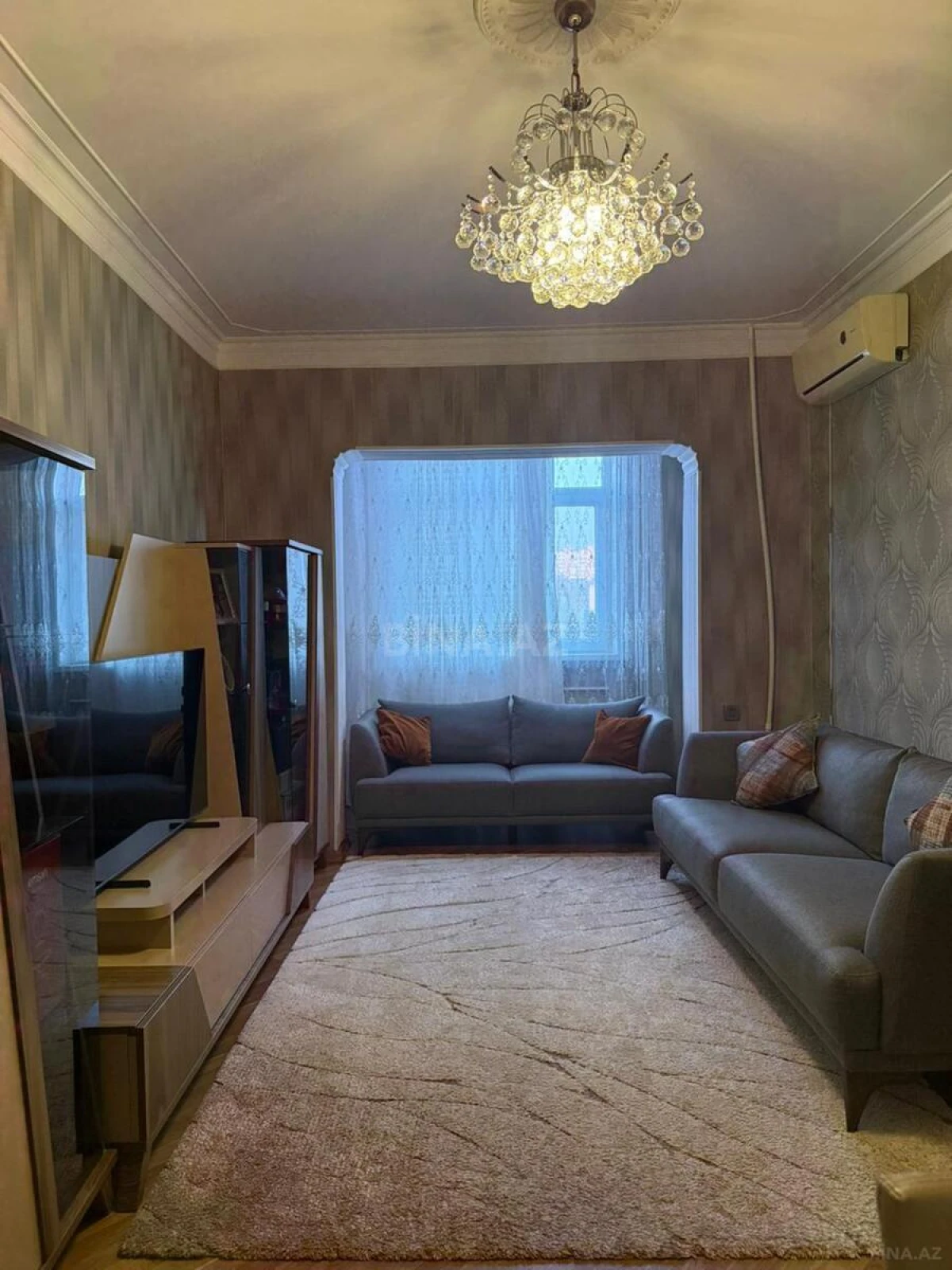 Satılır 4 otaqlı mənzil 108 m²
