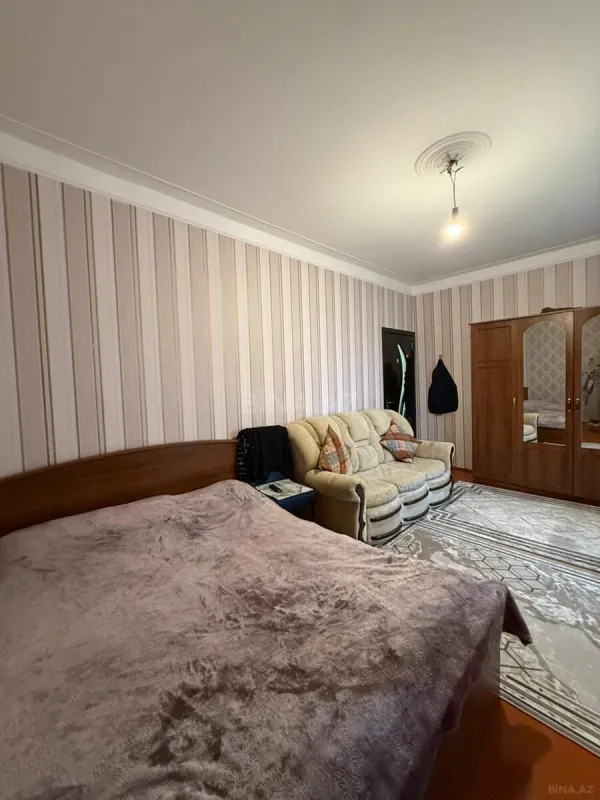 Satılır 4 otaqlı mənzil 108 m²