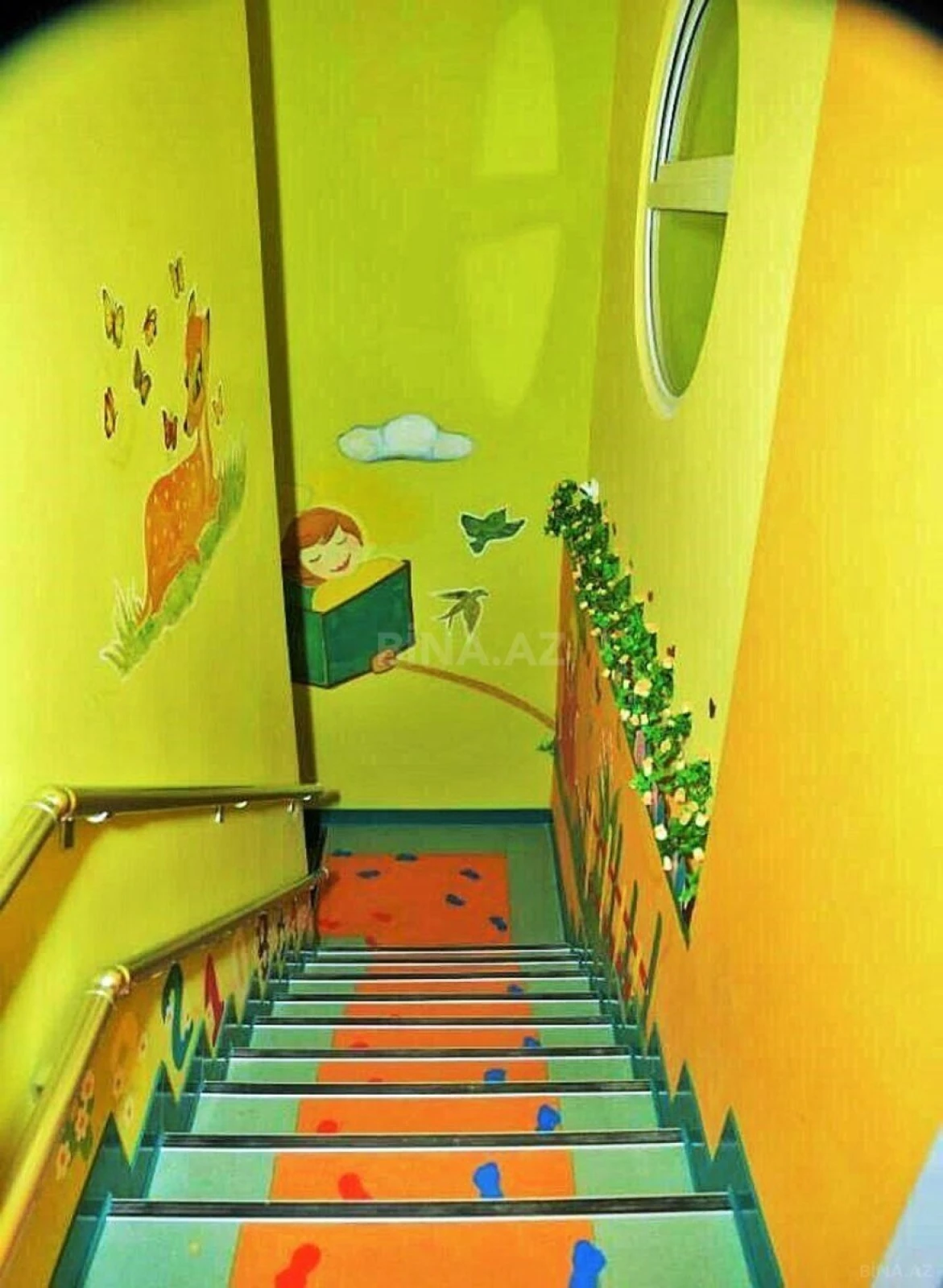 Satılır obyekt 440 m²