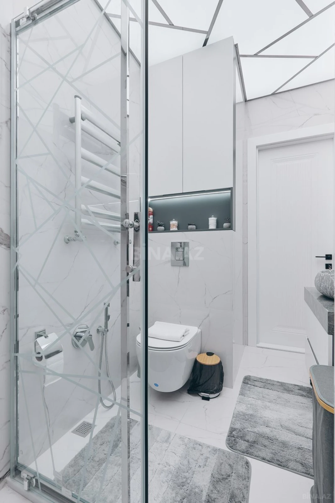 Kirayə verilir 2 otaqlı mənzil 58 m²