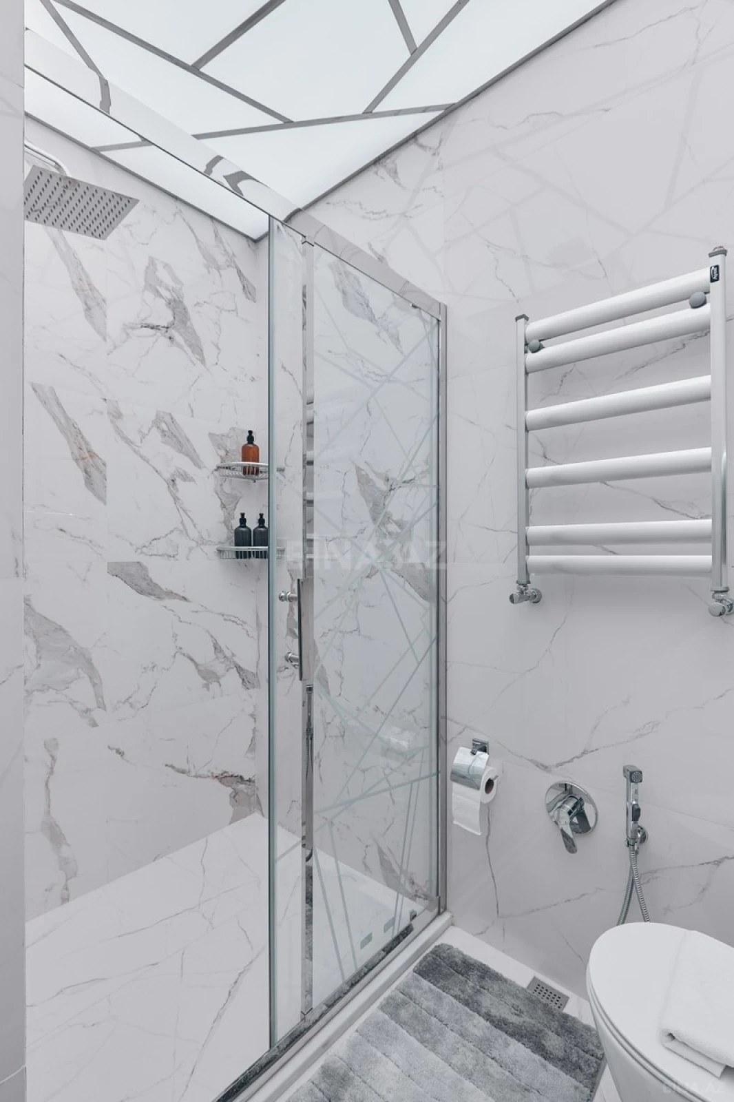 Kirayə verilir 2 otaqlı mənzil 58 m²