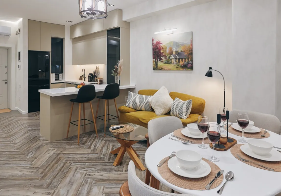 Kirayə verilir 2 otaqlı mənzil 58 m²