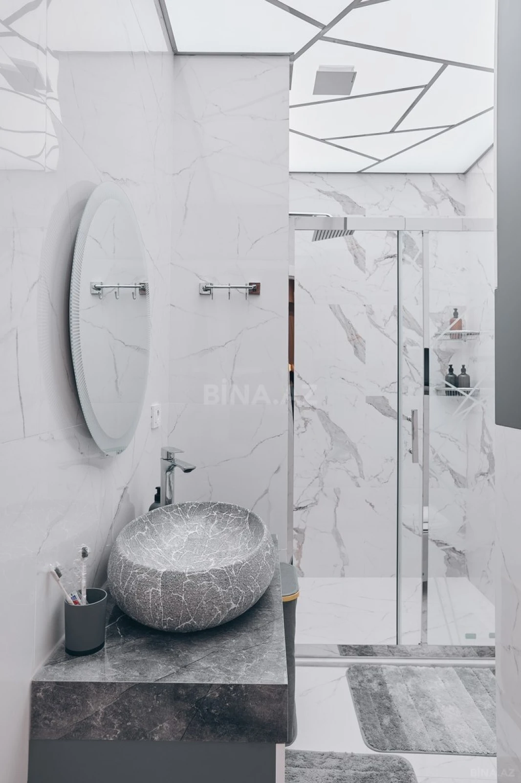 Kirayə verilir 2 otaqlı mənzil 58 m²