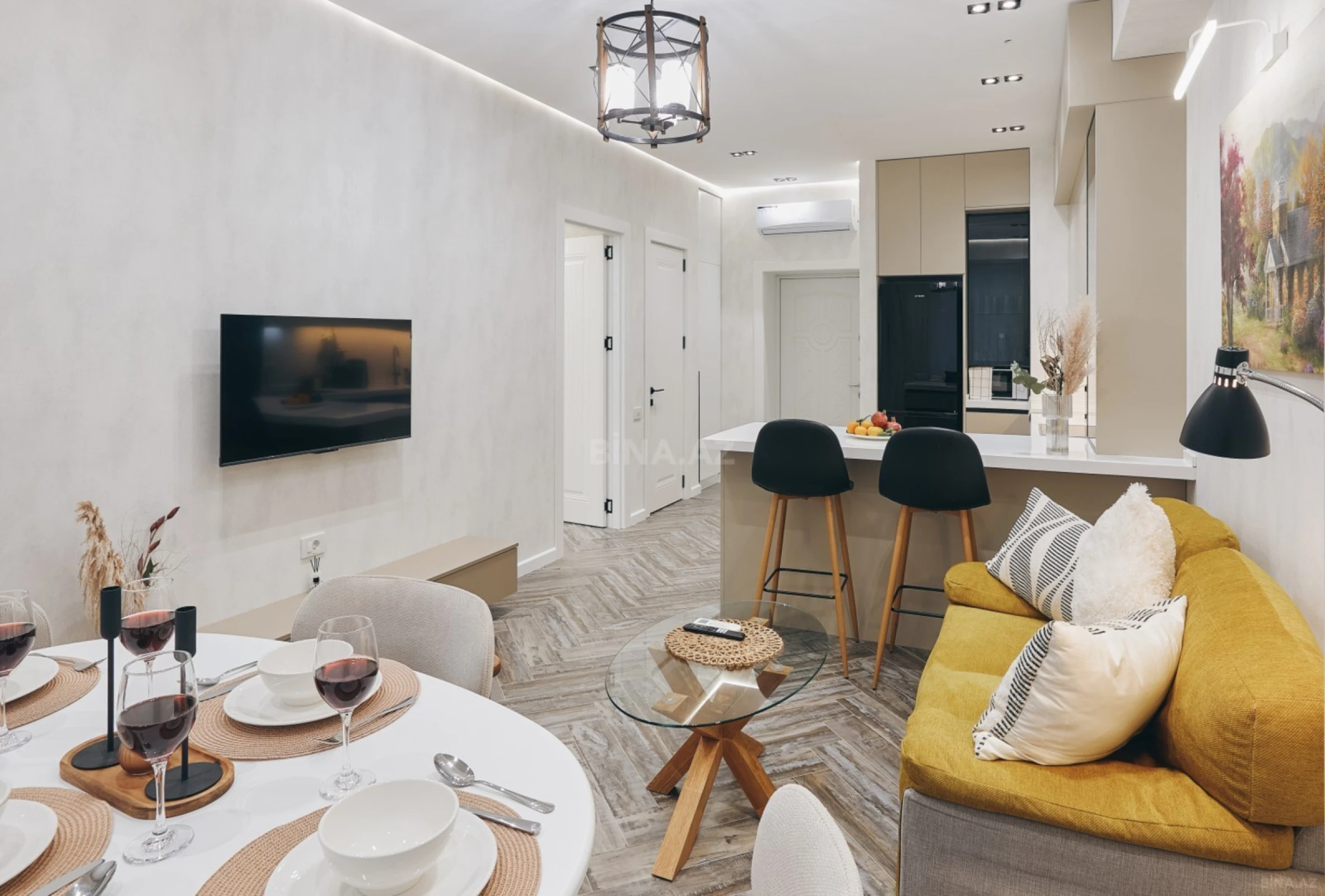 Kirayə verilir 2 otaqlı mənzil 58 m²