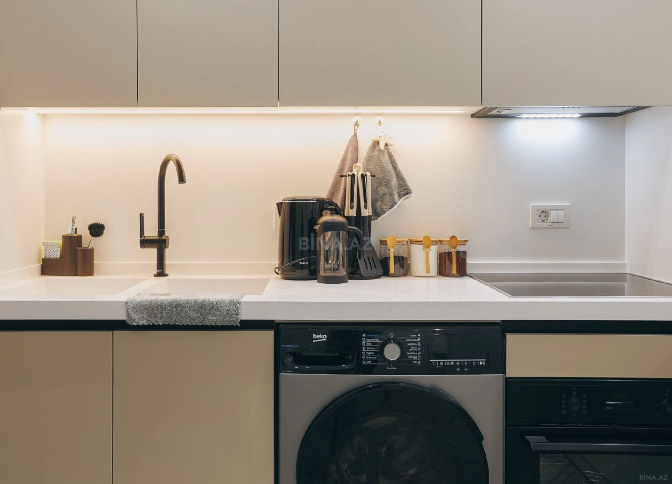 Kirayə verilir 2 otaqlı mənzil 58 m²