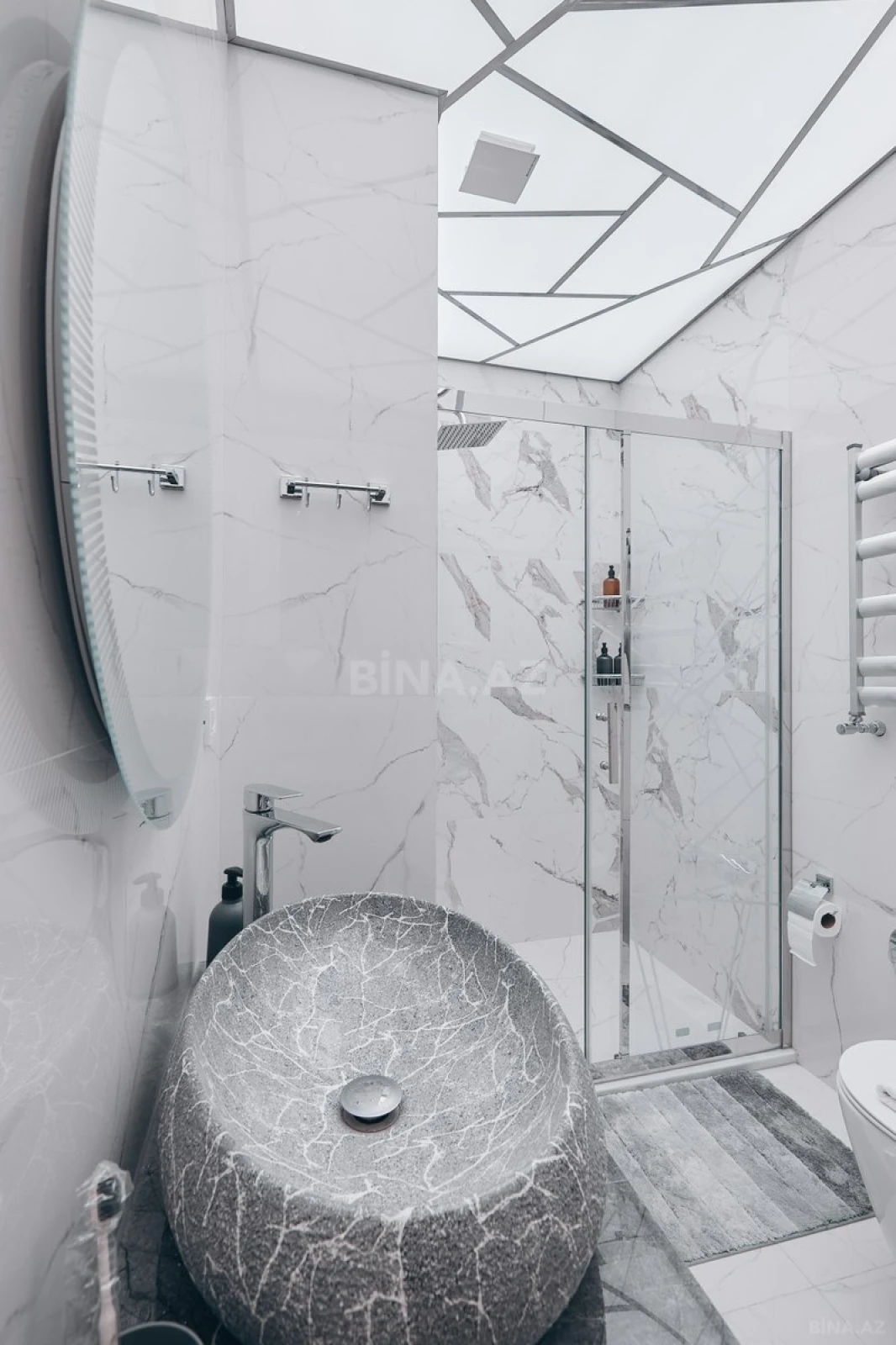 Kirayə verilir 2 otaqlı mənzil 58 m²