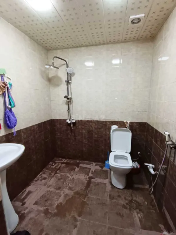 Satılır 3 otaqlı mənzil 97 m²