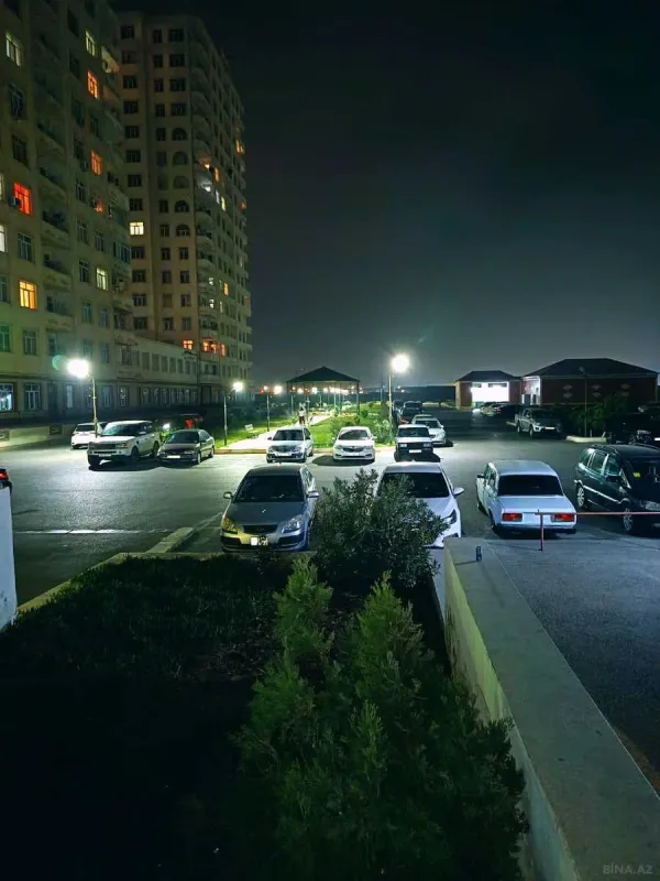 Satılır 3 otaqlı mənzil 97 m²