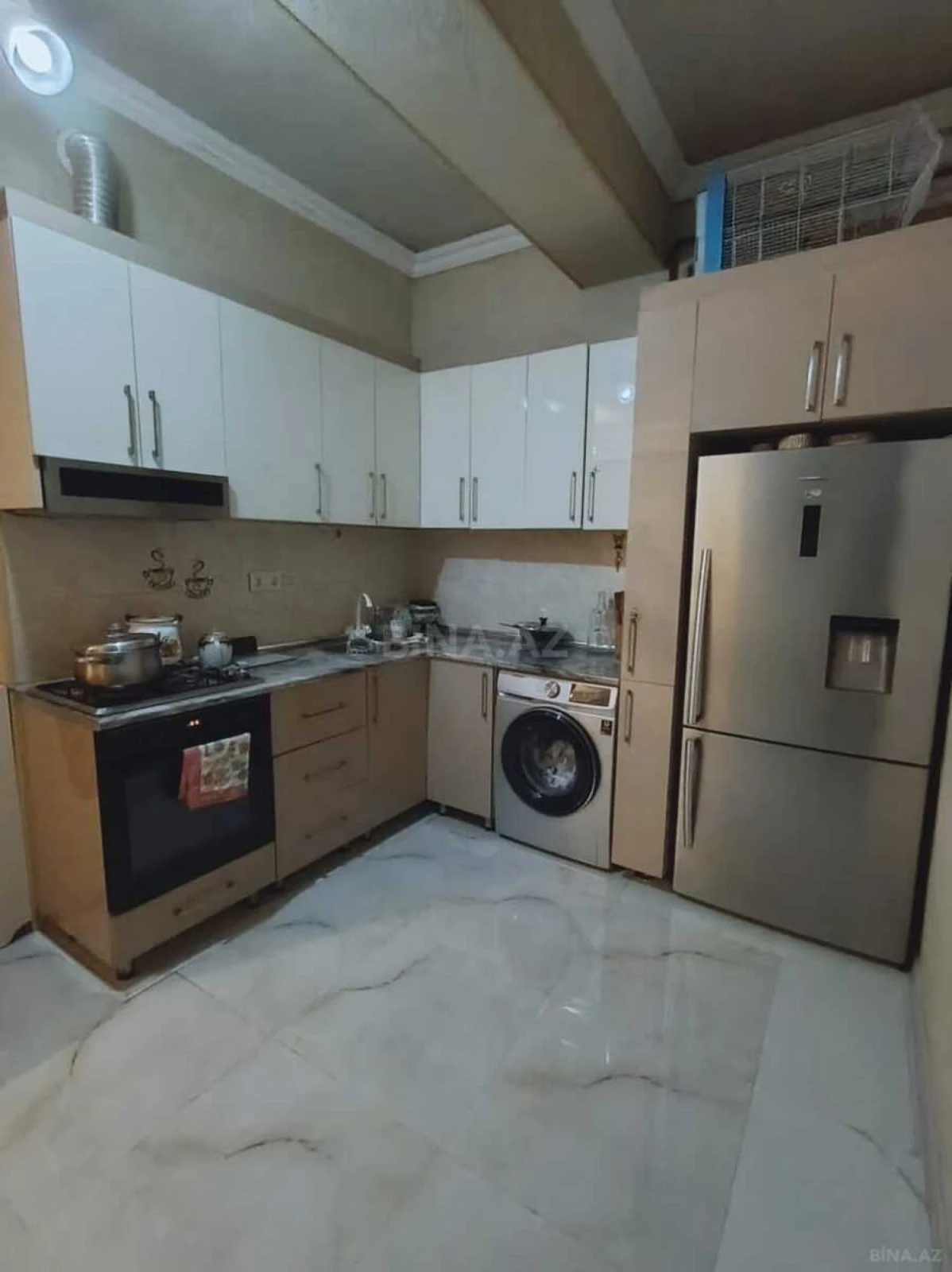 Satılır 3 otaqlı mənzil 97 m²