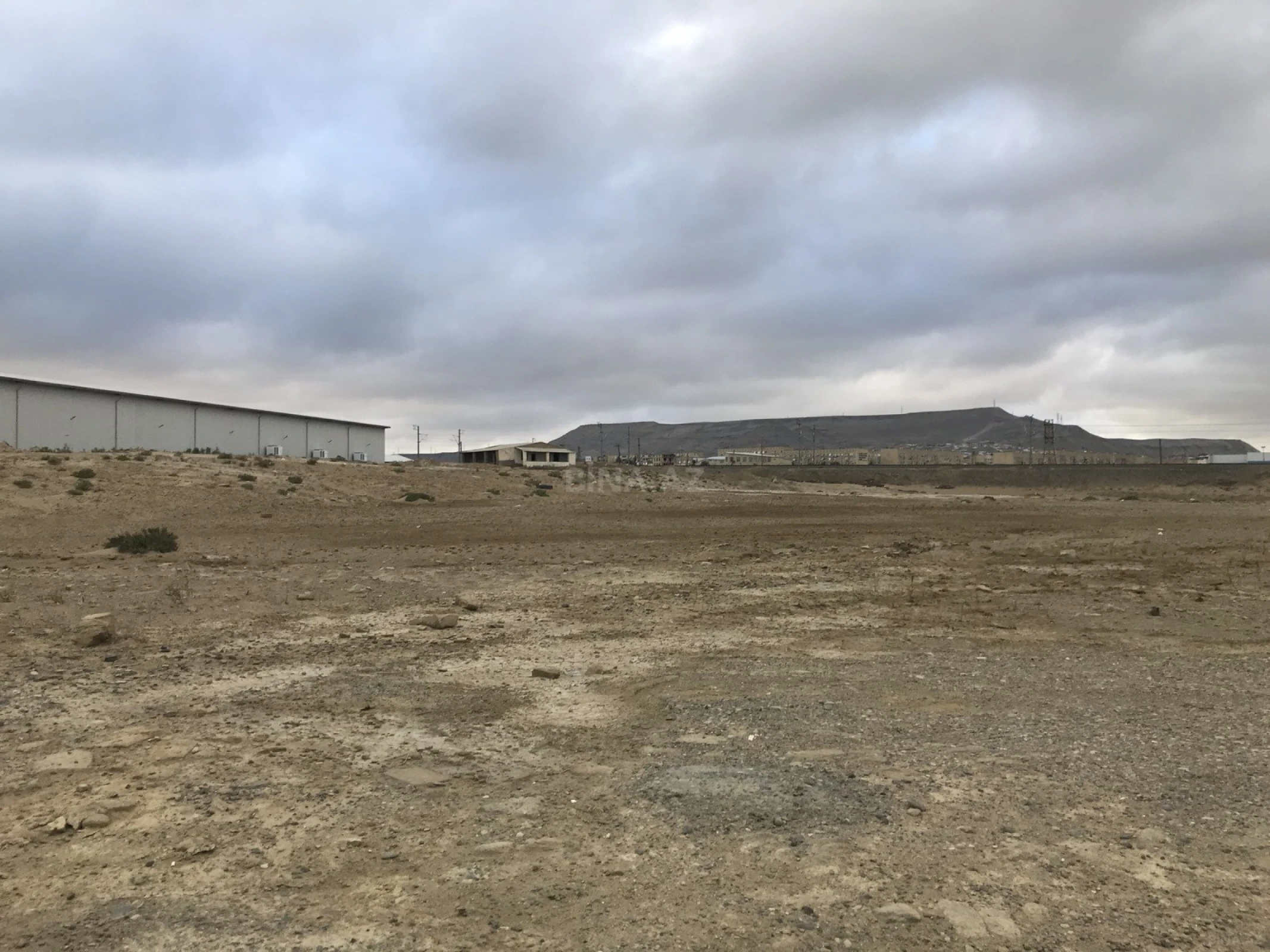 Satılır torpaq sahəsi 255 m²