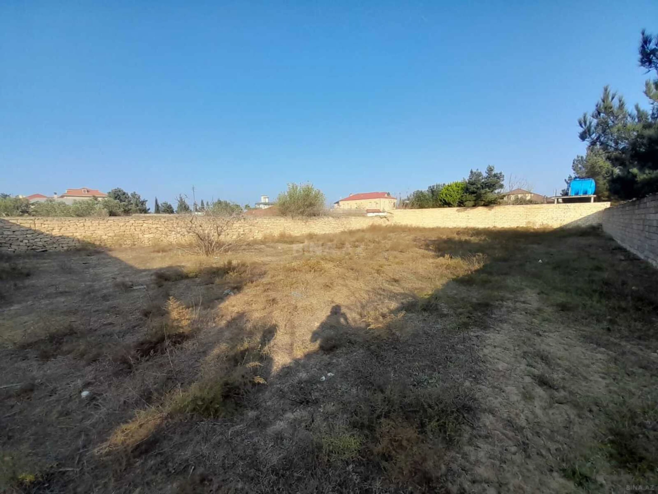 Satılır torpaq sahəsi 12 m²