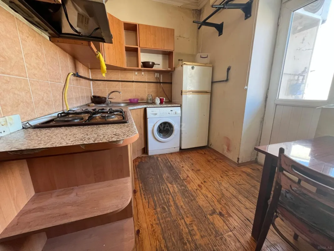 Satılır 1 otaqlı mənzil 45 m²