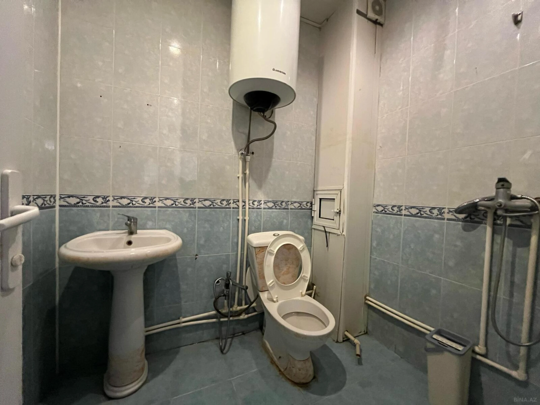 Satılır 1 otaqlı mənzil 45 m²