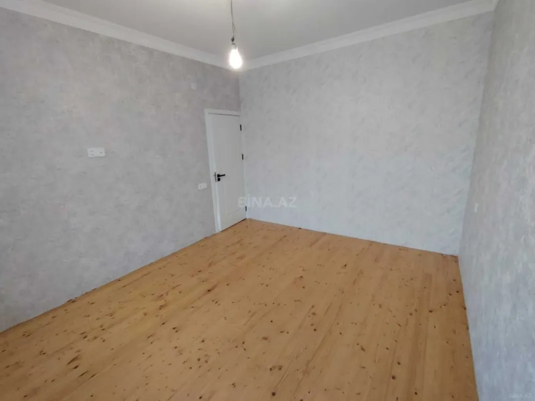Satılır 5 otaqlı həyət evi 140 m²