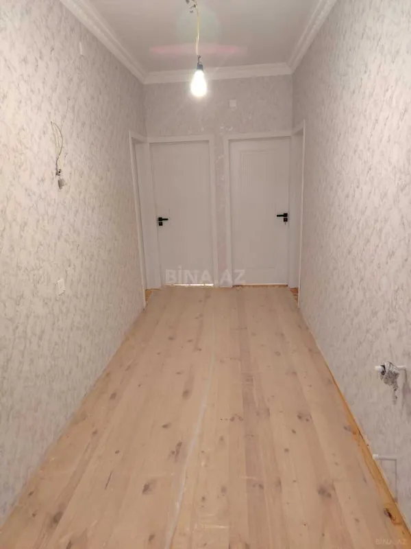 Satılır 5 otaqlı həyət evi 140 m²