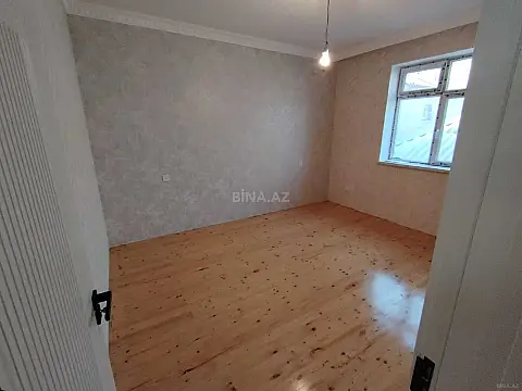 Satılır 5 otaqlı həyət evi 140 m²