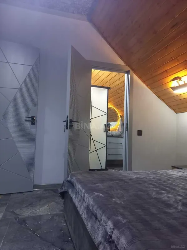Kirayə verilir 6 otaqlı həyət evi 250 m²